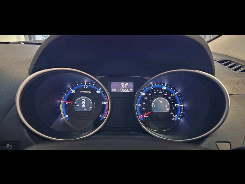 Hyundai IX35 2.0 CRDi SE SUV 5dr Diesel Manual 4WD Euro 5 (Nav) (134 bhp) 5dr Manual 2026