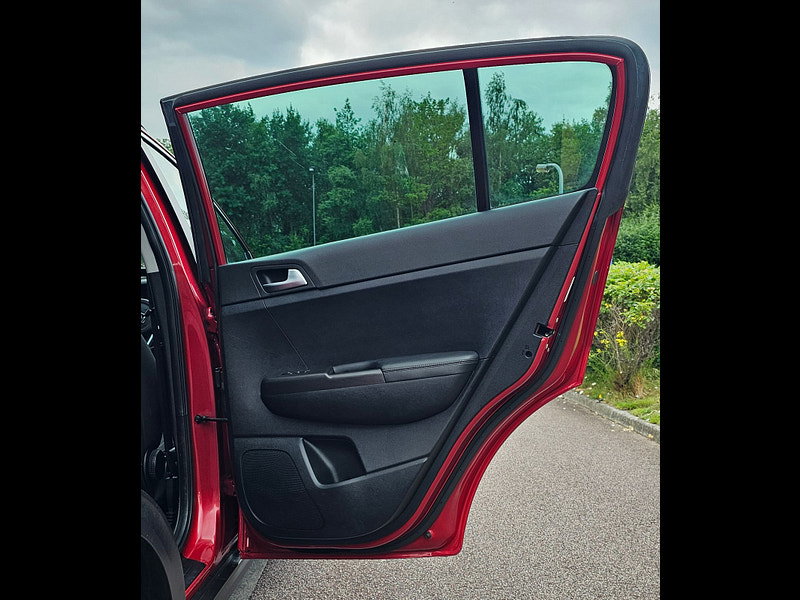 Kia Sportage 1.6 CRDi EcoDynamics+ 2 SUV 5dr Diesel Hybrid Manual Euro 6 (s/s) (134 bhp) 5dr Manual 2026