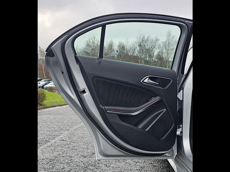 Mercedes-Benz A Class 2.1 A200d AMG Line Hatchback 5dr Diesel 7G-DCT Euro 6 (s/s) (136 ps) 5dr Automatic 2026