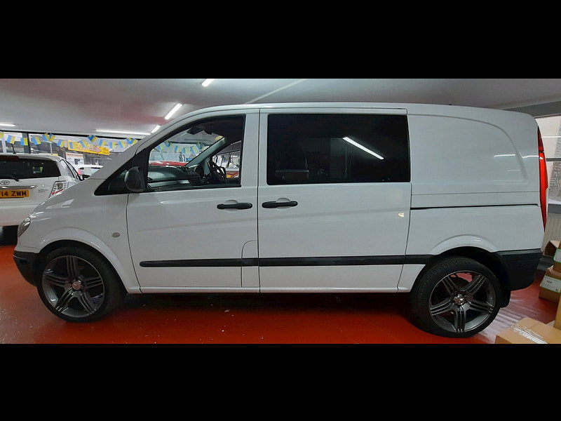 Mercedes-Benz Vito 3.0 120CDI Compact Panel Van 5dr Diesel Automatic SWB (204 bhp) 5dr Automatic 2026
