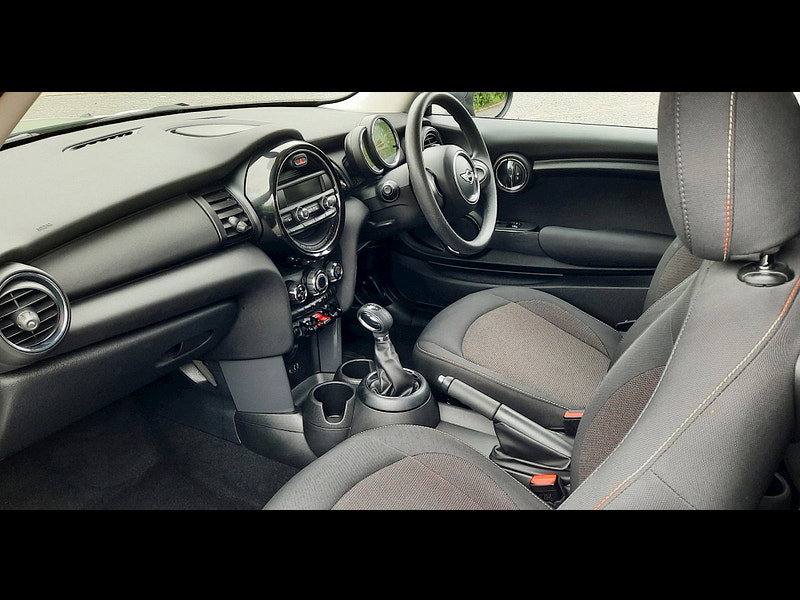 MINI Hatch 1.2 One Hatchback 3dr Petrol Auto Euro 6 (s/s) (102 ps) 3dr Automatic 2026