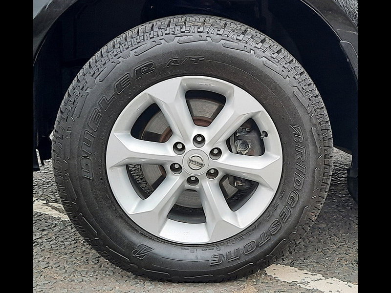 Nissan Navara 2.5 dCi Tekna Double Cab Pickup 4dr Diesel Auto 4WD Euro 5 (190 ps) 4dr Automatic 2026