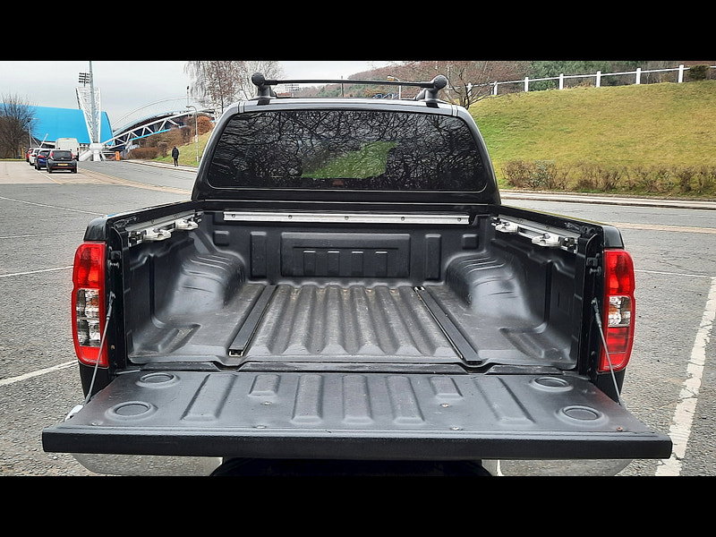 Nissan Navara 2.5 dCi Tekna Double Cab Pickup 4dr Diesel Auto 4WD Euro 5 (190 ps) 4dr Automatic 2026
