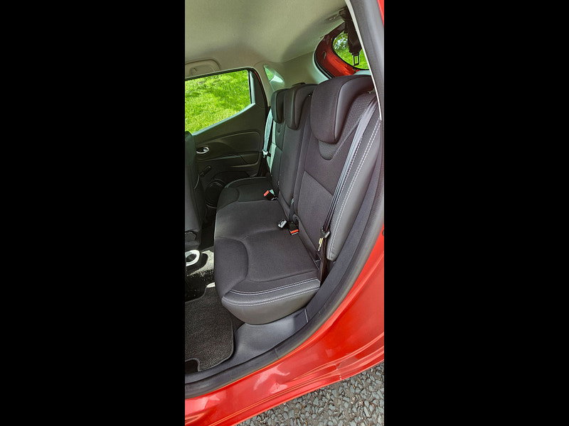 Renault Clio 0.9 TCe Iconic Hatchback 5dr Petrol Manual Euro 6 (s/s) (90 ps) 5dr Manual 2026