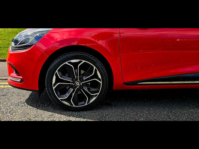 Renault Clio 0.9 TCe Iconic Hatchback 5dr Petrol Manual Euro 6 (s/s) (90 ps) 5dr Manual 2026