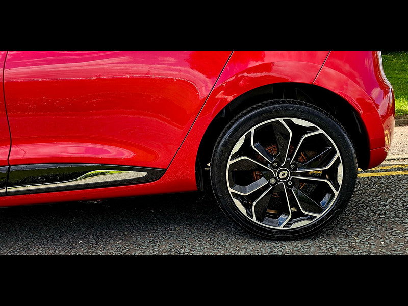 Renault Clio 0.9 TCe Iconic Hatchback 5dr Petrol Manual Euro 6 (s/s) (90 ps) 5dr Manual 2026
