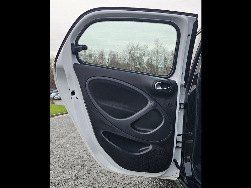 Smart ForFour 1.0 Prime Hatchback 5dr Petrol Twinamic Euro 6 (s/s) (71 ps) 5dr Automatic 2026