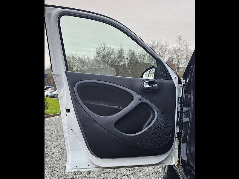 Smart ForFour 1.0 Prime Hatchback 5dr Petrol Twinamic Euro 6 (s/s) (71 ps) 5dr Automatic 2026