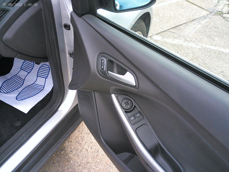 Ford Focus 1.5L Zetec TDCI Estate 5dr Diesel Manual Euro 6 (118 bhp)
