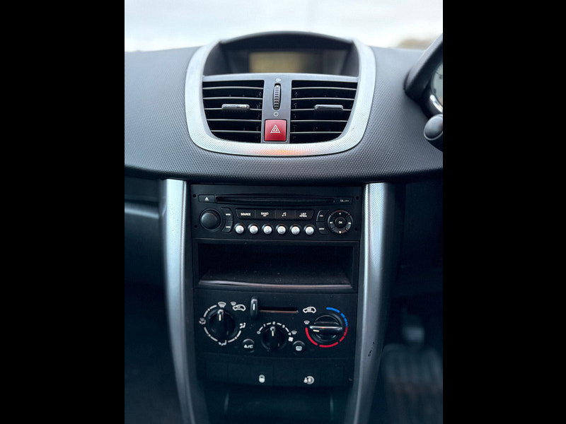 Peugeot 207 1.4 m:play Hatchback 5dr Petrol Manual (150 g/km, 75 bhp)