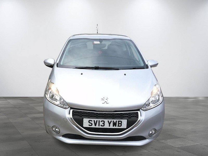 Peugeot 208 1.2L ACTIVE Hatchback 3dr Petrol Manual Euro 5 (82 bhp)