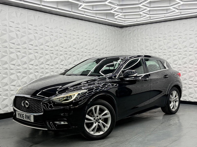 Used Infiniti Q30 in Sheffield, South Yorkshire