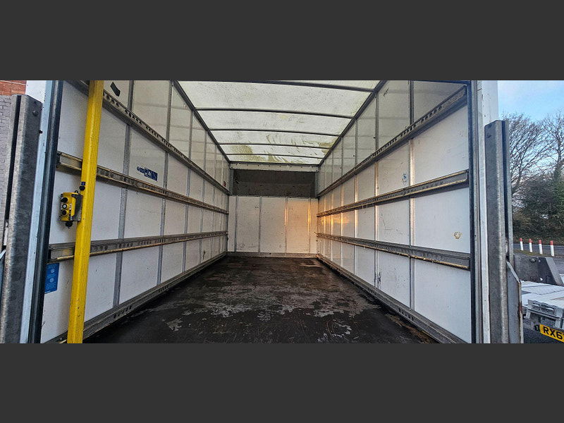 Ford Transit 2.0 350 EcoBlue Luton 3dr Diesel Manual FWD L4 Euro 6 (130 ps) 2dr Manual 2026