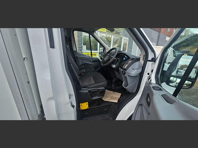 Ford Transit 2.0 350 EcoBlue Luton 3dr Diesel Manual FWD L4 Euro 6 (130 ps) 2dr Manual 2026
