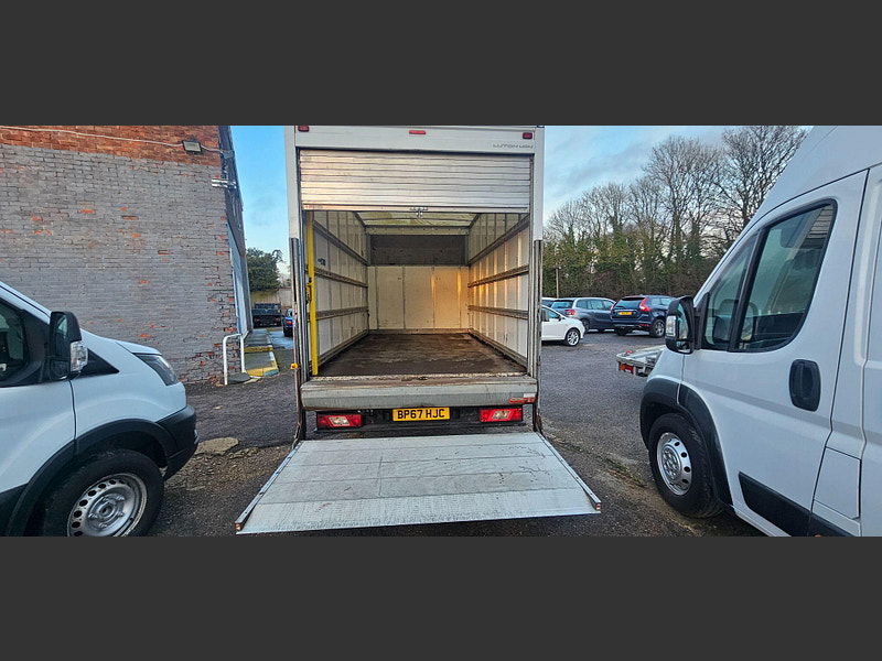 Ford Transit 2.0 350 EcoBlue Luton 3dr Diesel Manual FWD L4 Euro 6 (130 ps) 2dr Manual 2026