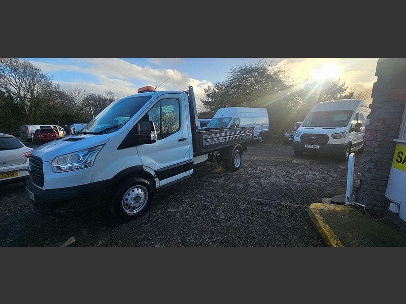 Ford Transit 2.2 TDCi 350 Tipper 2dr Diesel Manual RWD L2 (1-Way) (123 bhp) 2dr Manual 2026