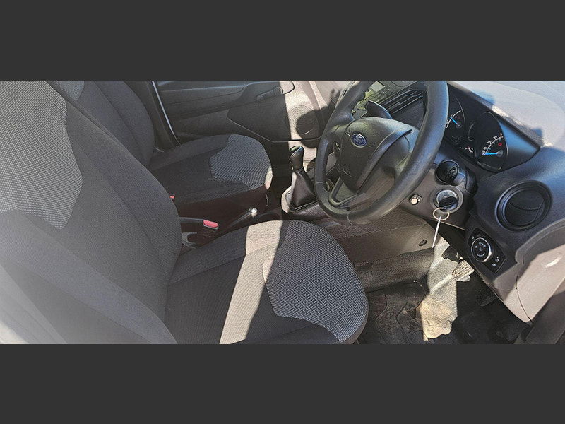 Ford Transit Courier 1.5 TDCi L1 Euro 5 4dr 4dr Manual 2025