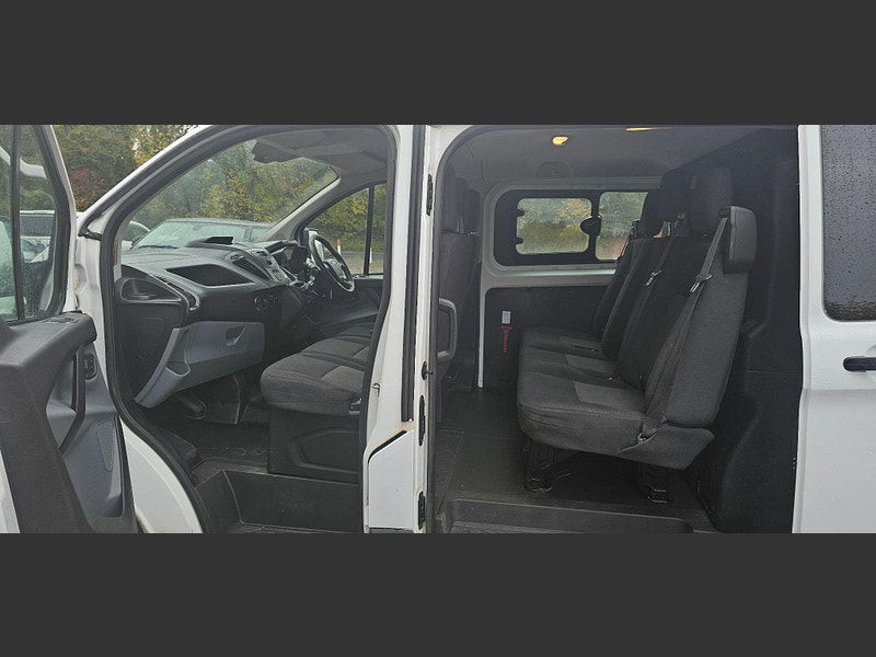 Ford Transit Custom 2.0 TDCi 290 Combi Van 6dr Diesel Manual L1 H1 (157 g/km, 104 bhp) 5dr Manual 2025