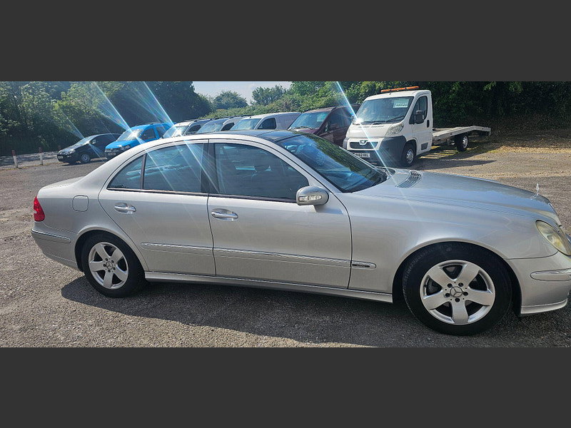 2003 E CLASS 2.7 E270 CDI AVANTGARDE 4DR 3,250 2003 AUTOMATIC DIESEL 81,946 MI... photo