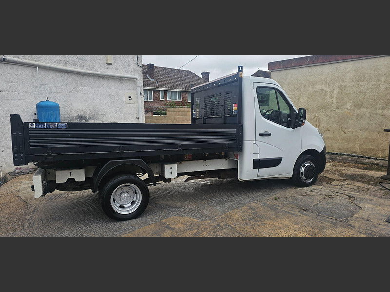Renault Master 2.3 dCi 35 Business RWD MWB Euro 5 2dr (TRW) 2dr Manual 2026