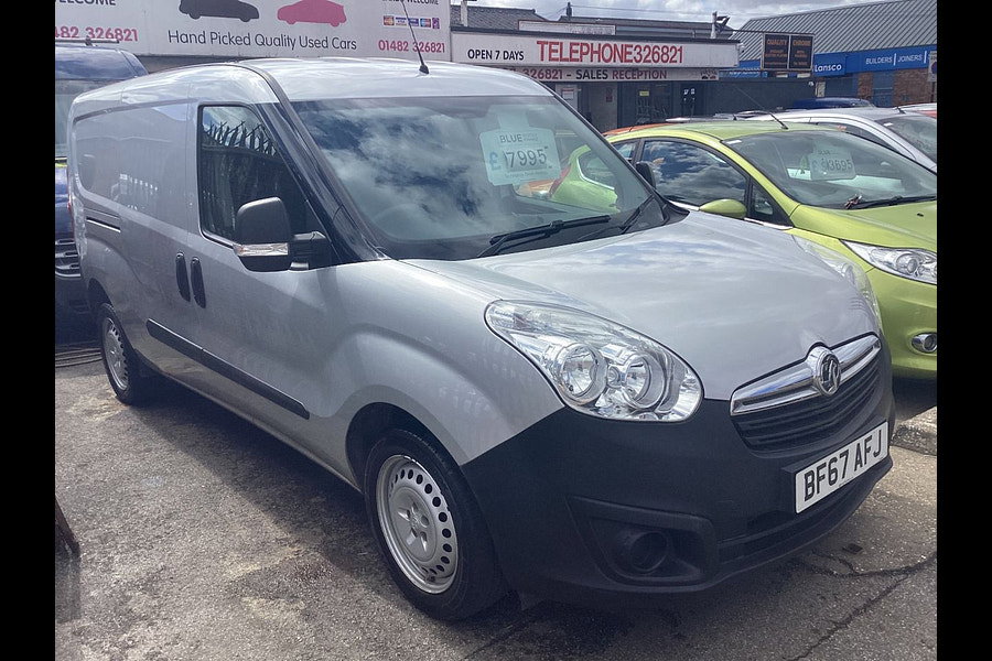 2017 Vauxhall Combo 1.2 L1H1 2300 CDTI ECOFLEX S/S 5d 95 BHP 6 MONTHS WARRANTY, full mot,