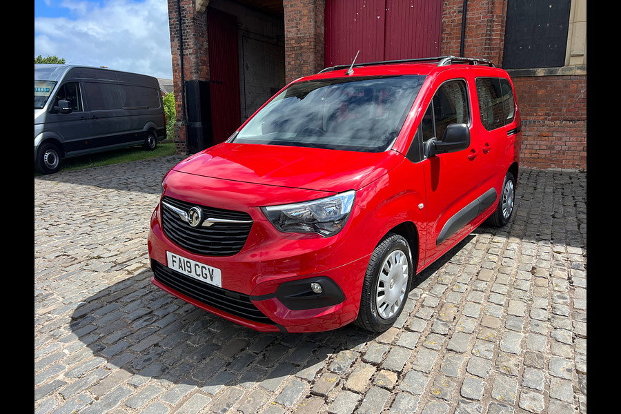2019 Vauxhall Combo Life 1.5 Turbo D BlueInjection Design MPV 5dr Diesel Auto Euro 6 (s/s) (130 ps)