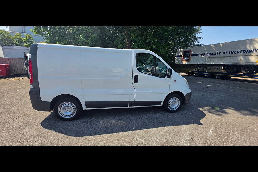 2012 Vauxhall Vivaro 2.0 2700 CDTi Panel Van 4dr Diesel Manual FWD L1 (195 g/km, 113 bhp)