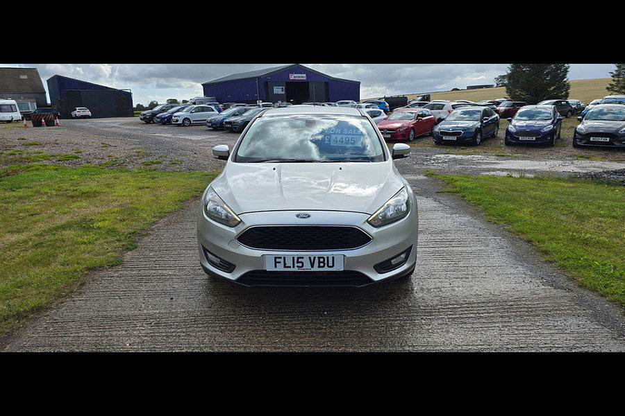 2015 Ford Focus 1.0T EcoBoost Zetec Hatchback 5dr Petrol Manual Euro 6 (s/s) (125 ps)
