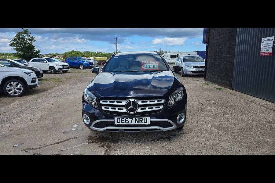 2017 Mercedes-Benz GLA 2.1 GLA200d SE (Executive) SUV 5dr Diesel Manual Euro 6 (s/s) (136 ps)