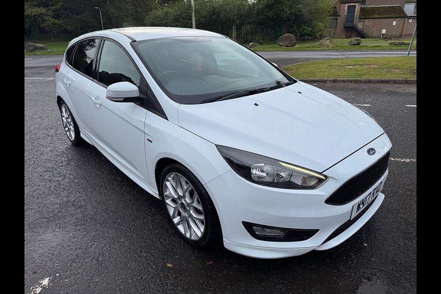 2017 Ford Focus 1.5 TDCi ST-Line Hatchback 5dr Diesel Manual Euro 6 (s/s) (120 ps)