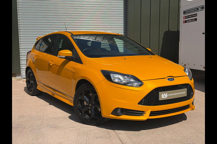 2013 Ford Focus 2.0T EcoBoost ST-2 Euro 5 (s/s) 5dr