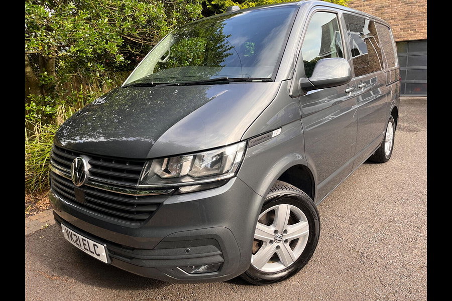 2021 Volkswagen Transporter 2.0 TDI T32 Highline Kombi DSG FWD SWB Euro 6 (s/s) 5dr