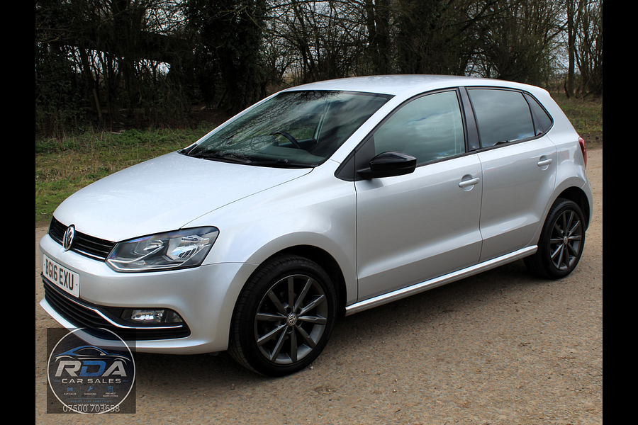 2016 Volkswagen Polo 1.2 TSI BlueMotion Tech SE Design Hatchback 5dr Petrol Manual Euro 6 (s/s) (90 ps)