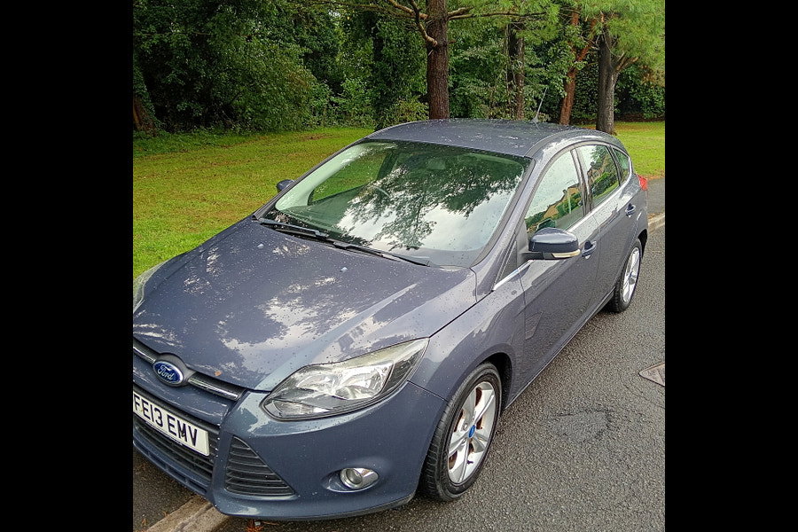 2013 Ford Focus 1.6 TDCi ECOnetic Zetec Hatchback 5dr Diesel Manual Euro 5 (s/s) (105 ps)