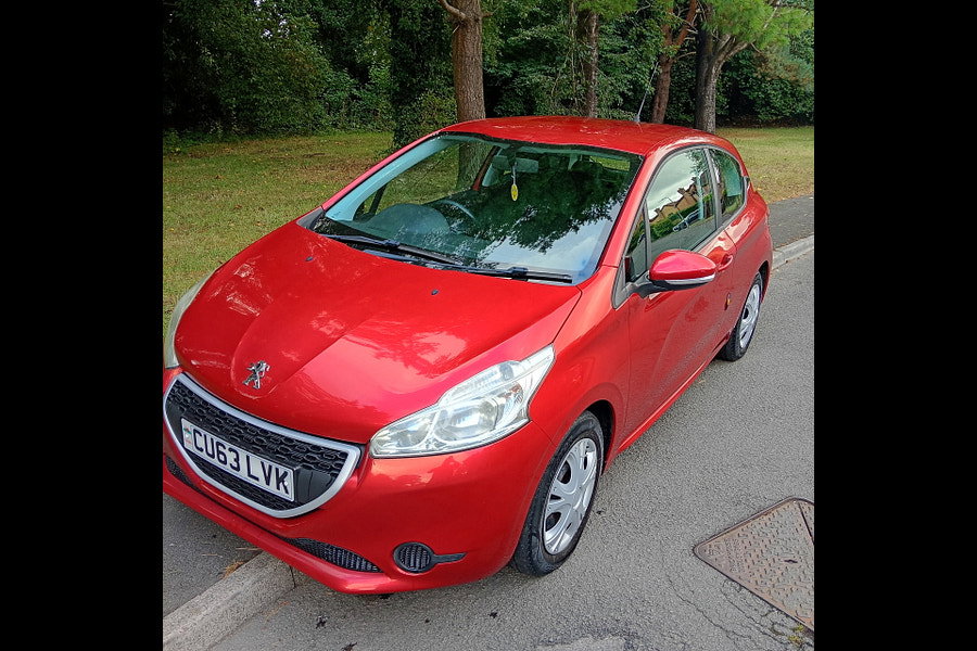 2013 Peugeot 208 1.2 VTi Access+ Hatchback 3dr Petrol Manual Euro 5 (82 ps)