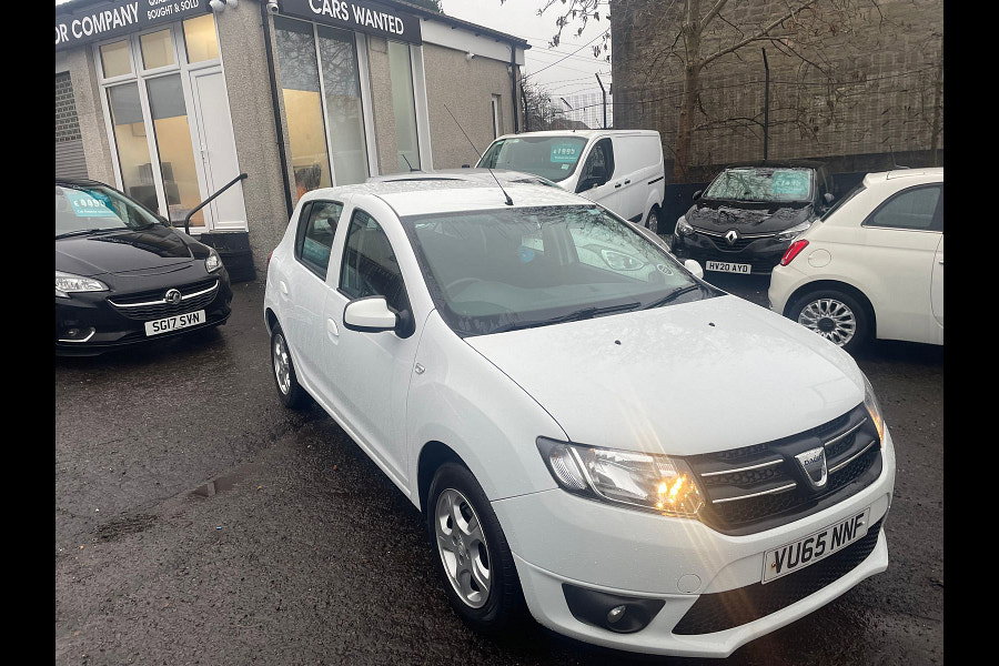 2015 Dacia Sandero 0.9 TCe Laureate Hatchback 5dr Petrol Manual Euro 6 (s/s) (90 ps)