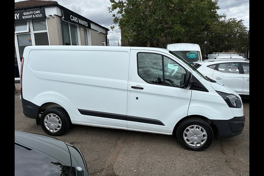 2017 Ford Transit Custom 2.0 TDCi 270 Panel Van 5dr Diesel Manual L1 H1 (157 g/km, 104 bhp)