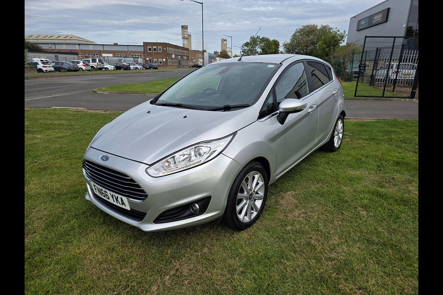 2016 Ford Fiesta 1.0T EcoBoost Titanium Hatchback 5dr Petrol Powershift Euro 6 (100 ps)