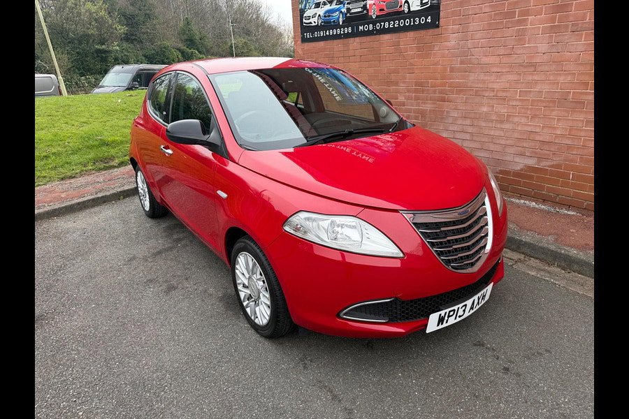 2013 Chrysler Ypsilon 1.2 SE Euro 5 (s/s) 5dr
