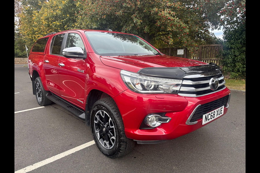2019 Toyota Hilux 2.4 D-4D Invincible X Auto 4WD Euro 6 (s/s) 4dr (TSS)