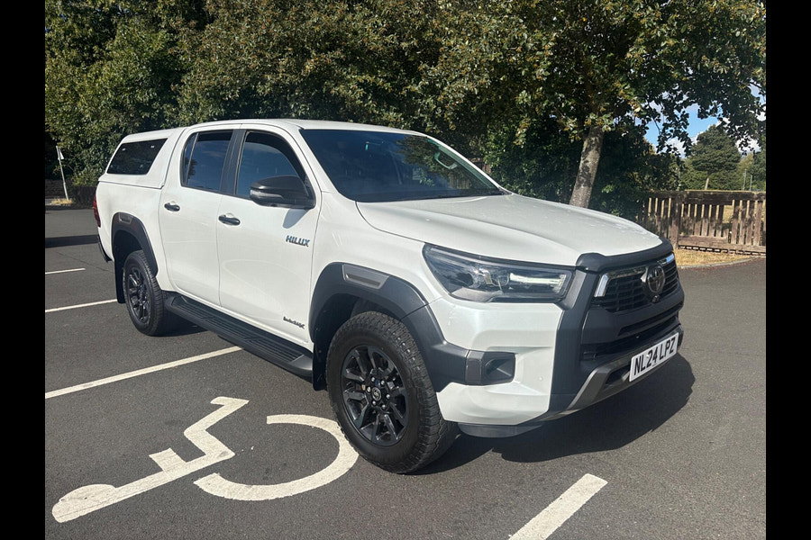 2024 Toyota Hilux 2.8 D-4D Invincible X Auto 4WD Euro 6 (s/s) 4dr