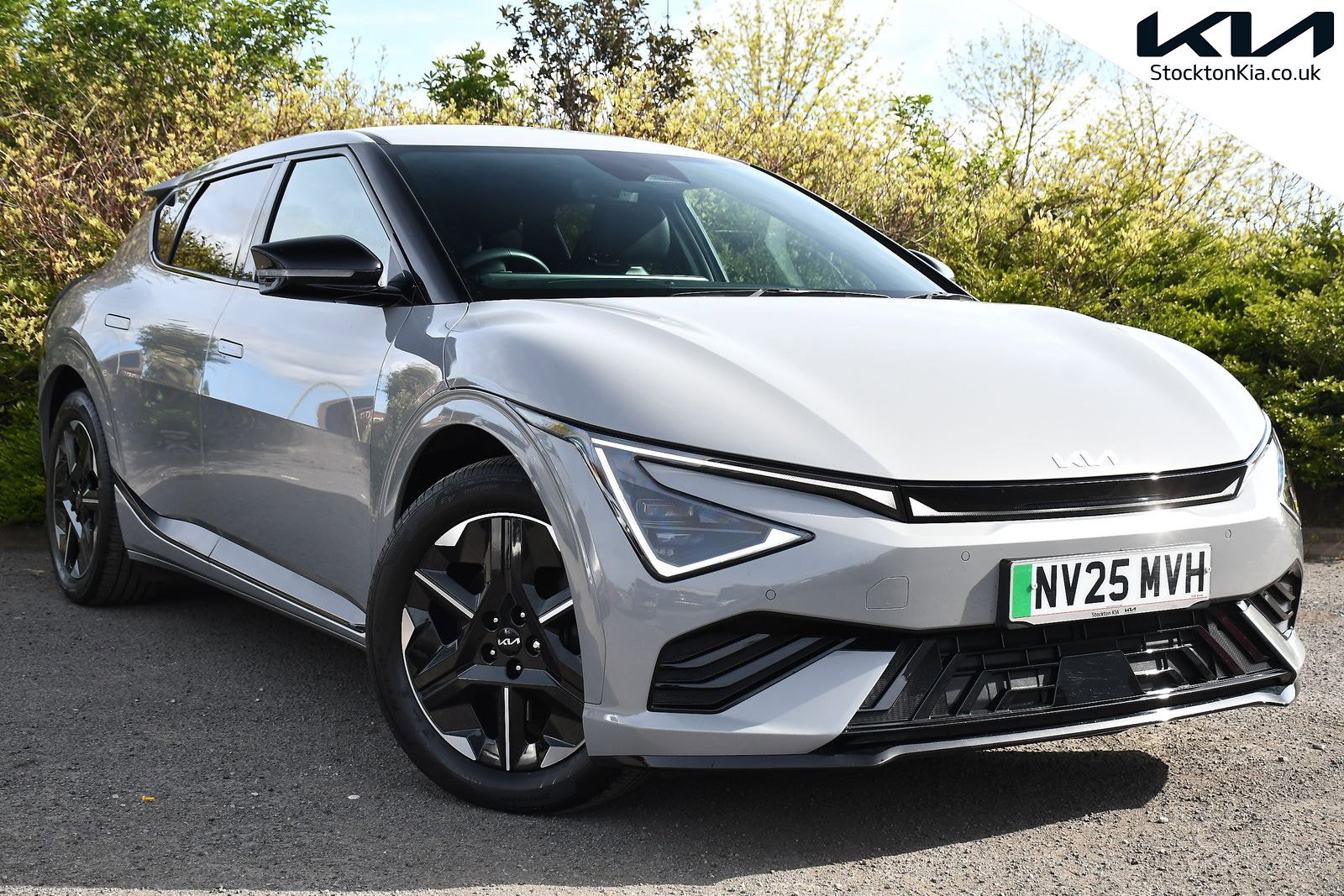 2025 Kia EV6 84kWh GT-Line Hatchback 5dr Electric Auto AWD (320 bhp) for sale, exterior front view