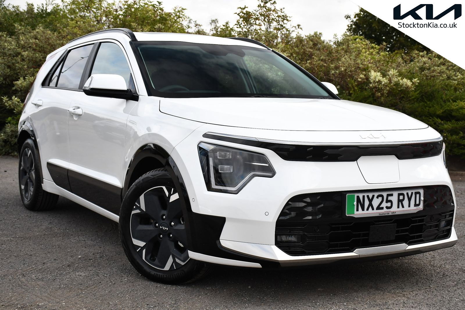 2025 Kia Niro 64.8kWh 4 SUV 5dr Electric Auto (201 bhp) for sale, exterior front view