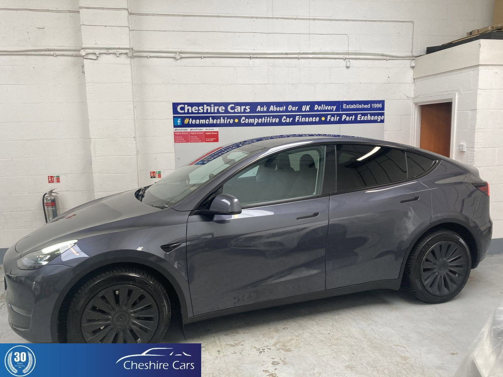 2022 Tesla Model Y (Dual Motor) Long Range SUV 5dr Electric Auto 4WDE (384 bhp)